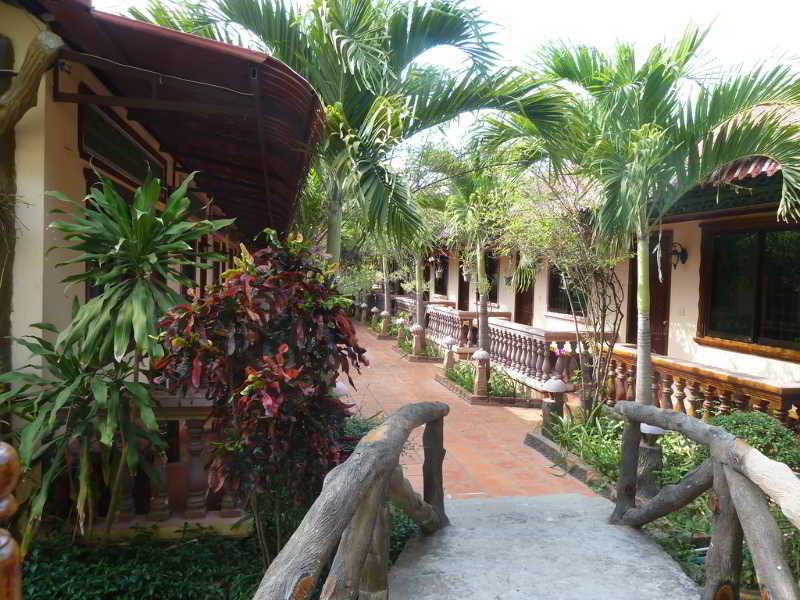 Lotus Lodge Sziemreap Kültér fotó